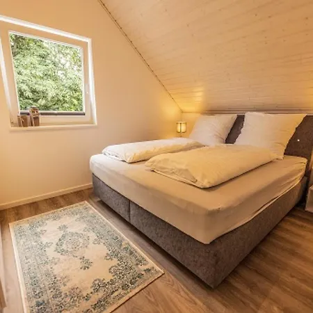 - * Nordhorn